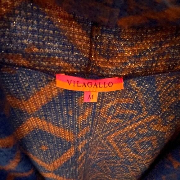 Like new
Worn once 
Vilagallo robe cardigan 
Size medium - Picture 3 of 3
